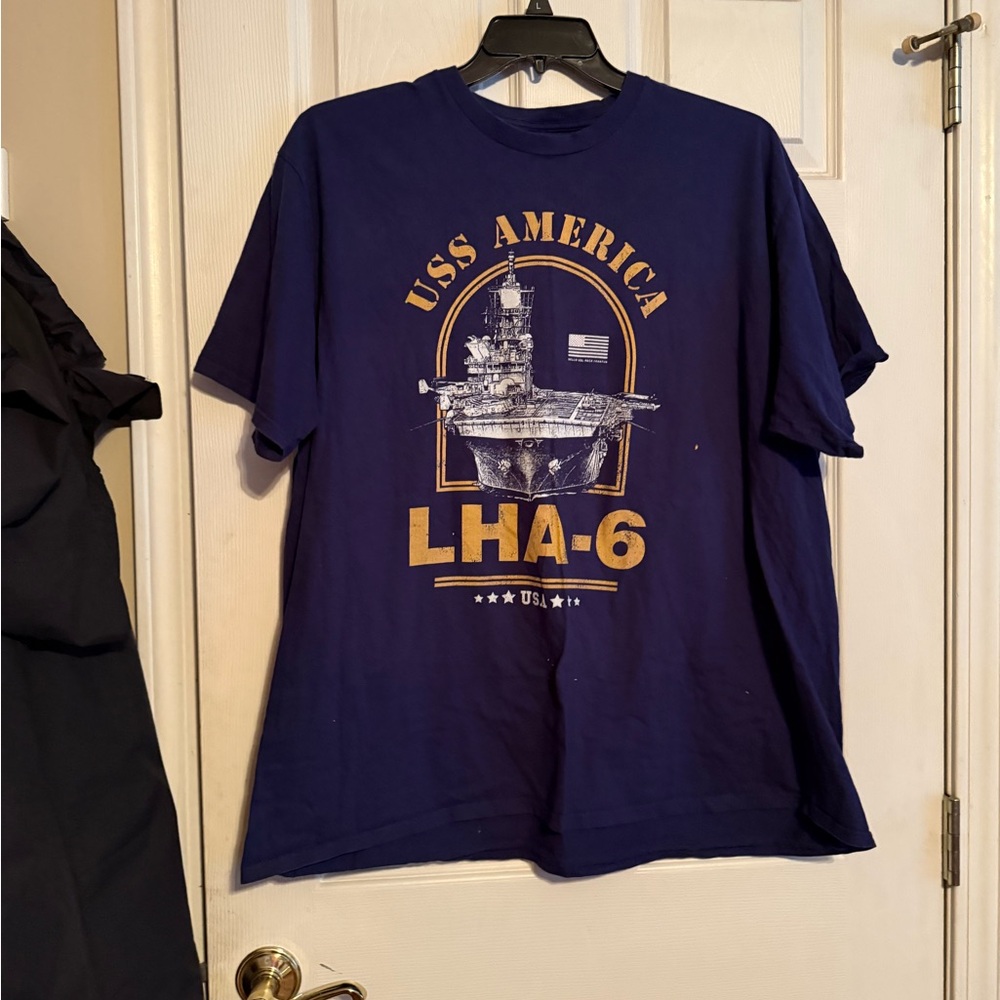 Men’s size 2x tshirt